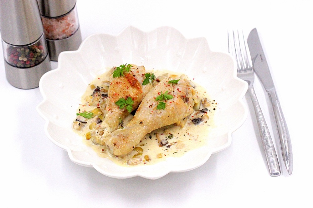 Куриные ножки в сливках: ужин за 30 минут
