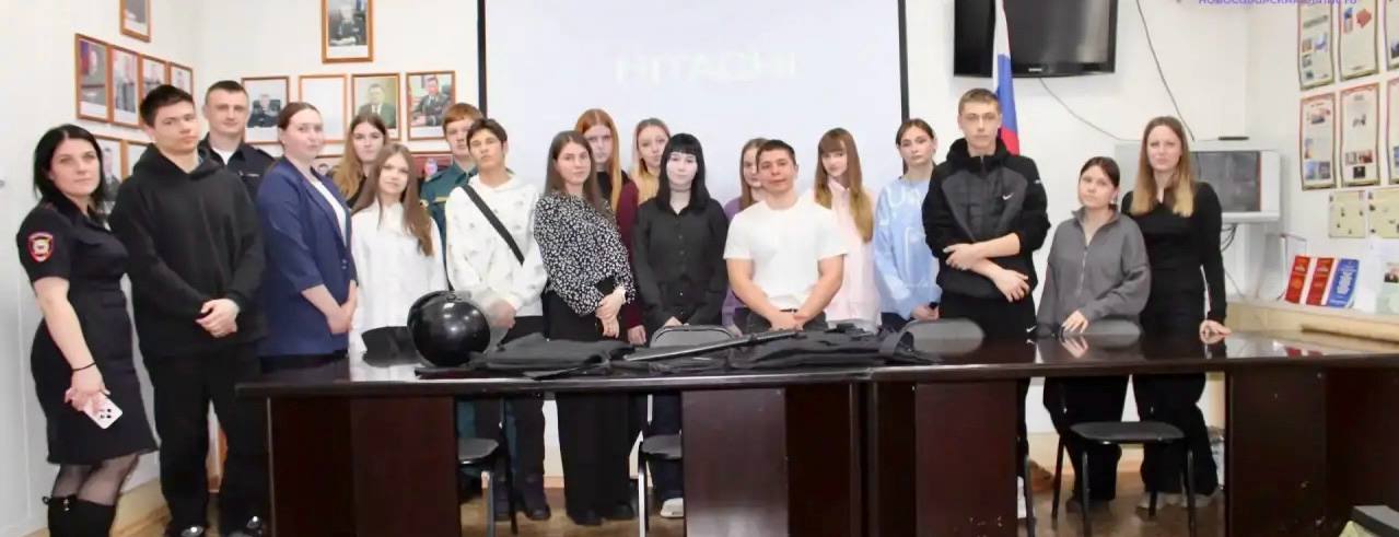 В Куйбышевском районе сотрудниками полиции дан старт профильной смене для подростков «Звездный путь» В Куйбышевском районе сотрудниками полиции дан старт профильной смене для подростков «Звездный путь»