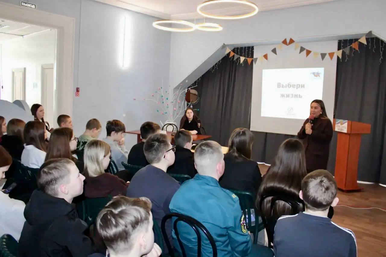 В Куйбышевском районе сотрудниками полиции дан старт профильной смене для подростков «Звездный путь» В Куйбышевском районе сотрудниками полиции дан старт профильной смене для подростков «Звездный путь»