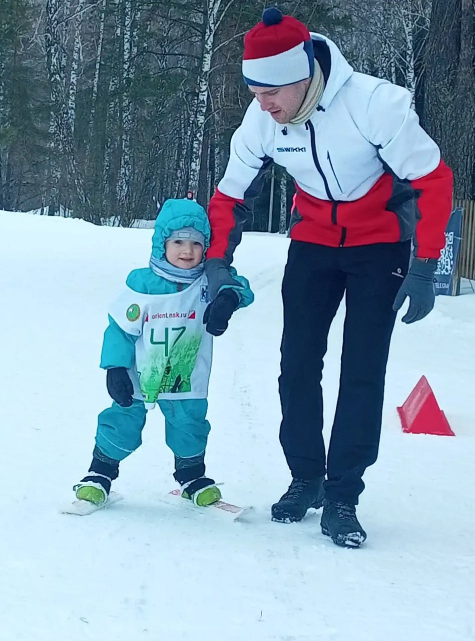 Спортивные семьи Советского района приняли участие в лыжных гонках Спортивные семьи Советского района приняли участие в лыжных гонках