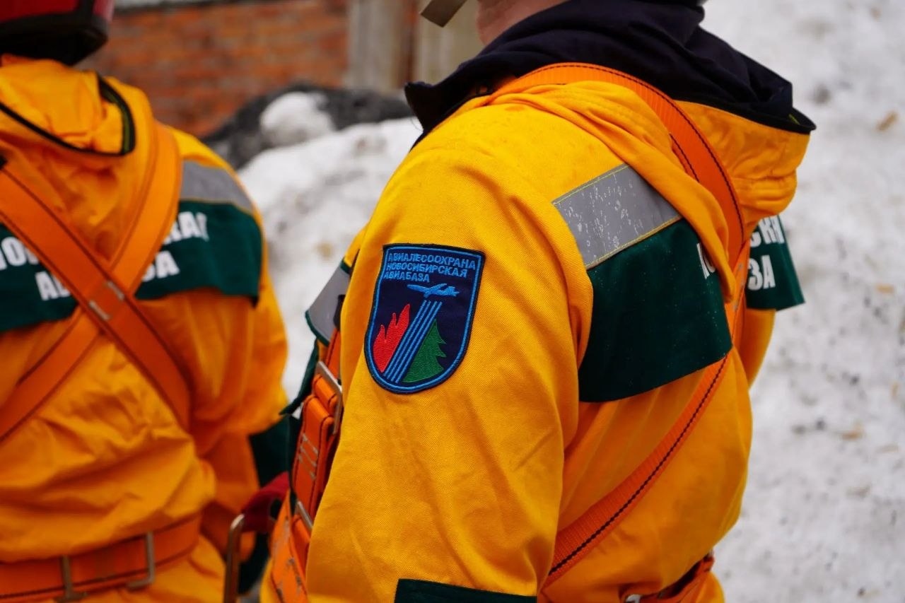 От вышки к реальным высотам: новосибирские десантники-пожарные приступили к тренировкам