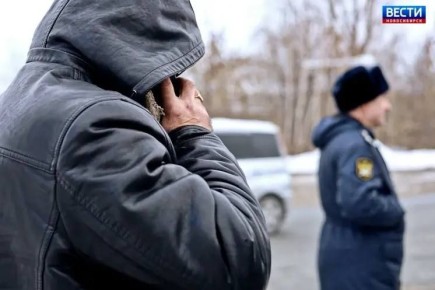 Дорогой мат. Мужчина решил «выпустить пар» и начал оскорблять окружающих в здании вокзала «Новосибирск-Главный»