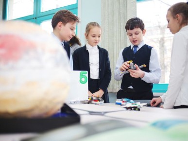 В России обсуждают изменение правил получения детских пособий