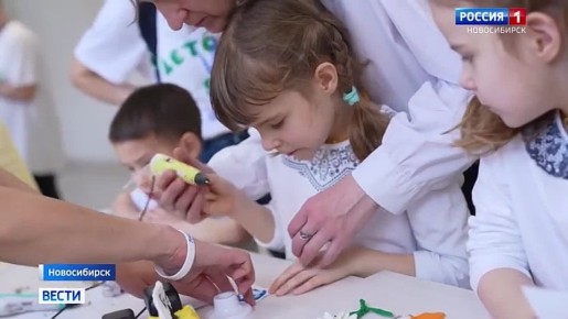 Будущие учёные. В Новосибирске прошёл городской фестиваль детского технического творчества «ТехноУмник», участниками которого стали дошколята и их родители