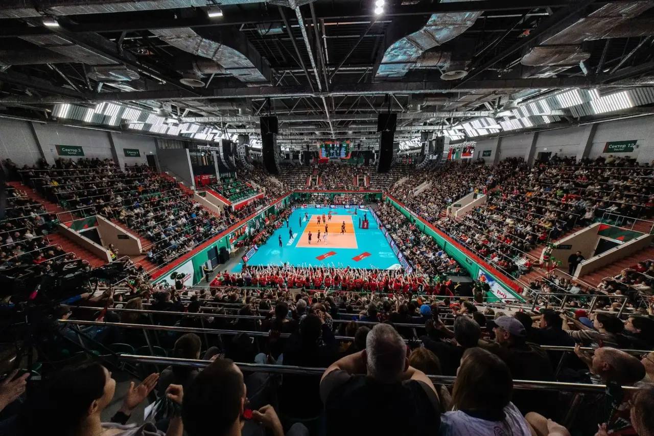 Максим Кудрявцев: Волейбольный клуб «Локомотив» одержал победу над «Белогорьем» из Белгорода со счетом 3:1, обеспечив себе место в полуфинале чемпионата России Максим Кудрявцев: Волейбольный клуб «Локомотив» одержал победу над «Белогорьем» из Белгорода со счетом 3:1, обеспечив себе место в полуфинале чемпионата России