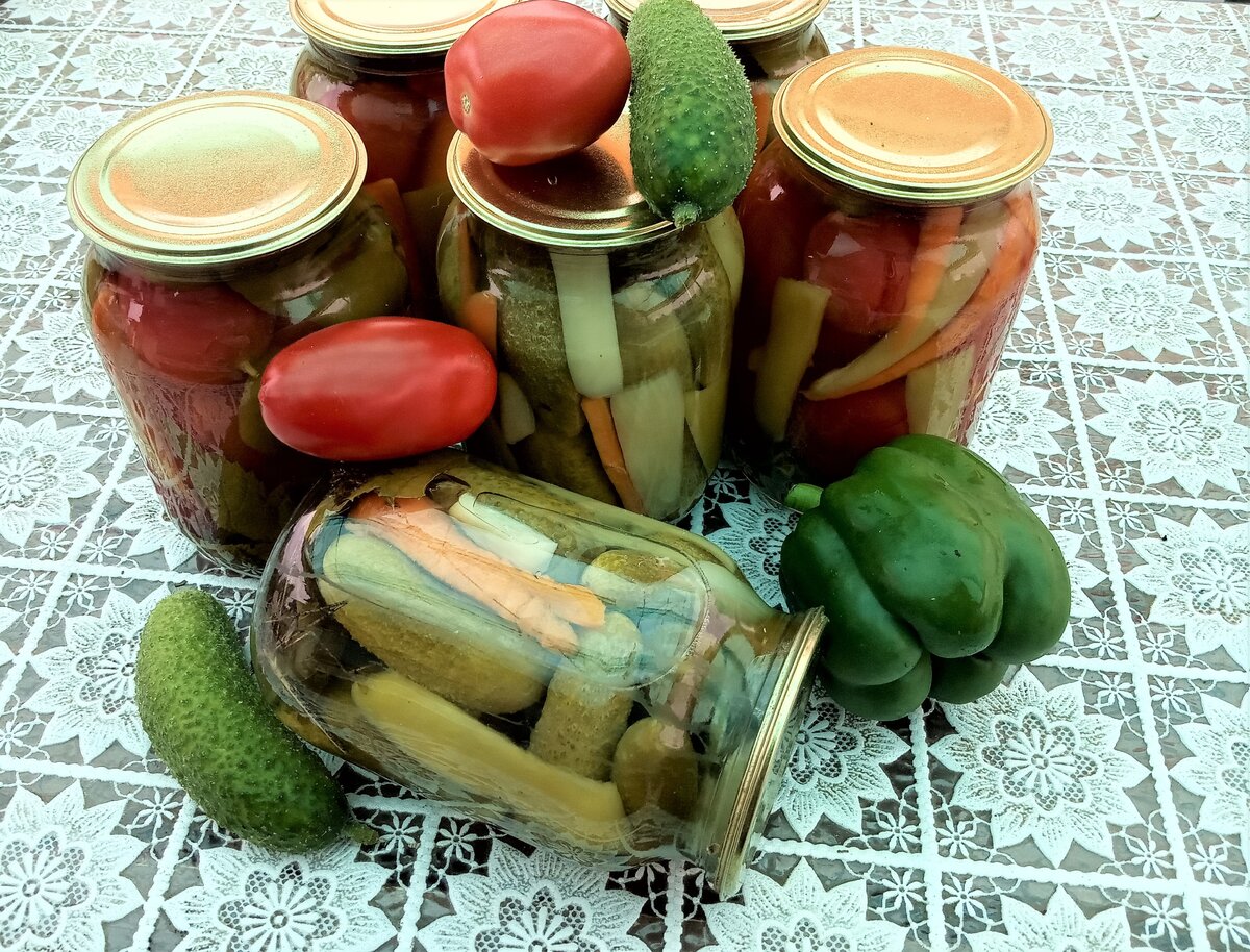 Секреты бабушкиных закаток: помидоры и огурцы в приправе аспирина