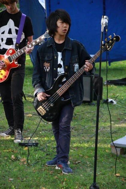 Новосибирский музыкант Вадим Ким помог Ване Дмитриенко записать хиты: как сложилась его судьба Новосибирский музыкант Вадим Ким помог Ване Дмитриенко записать хиты: как сложилась его судьба