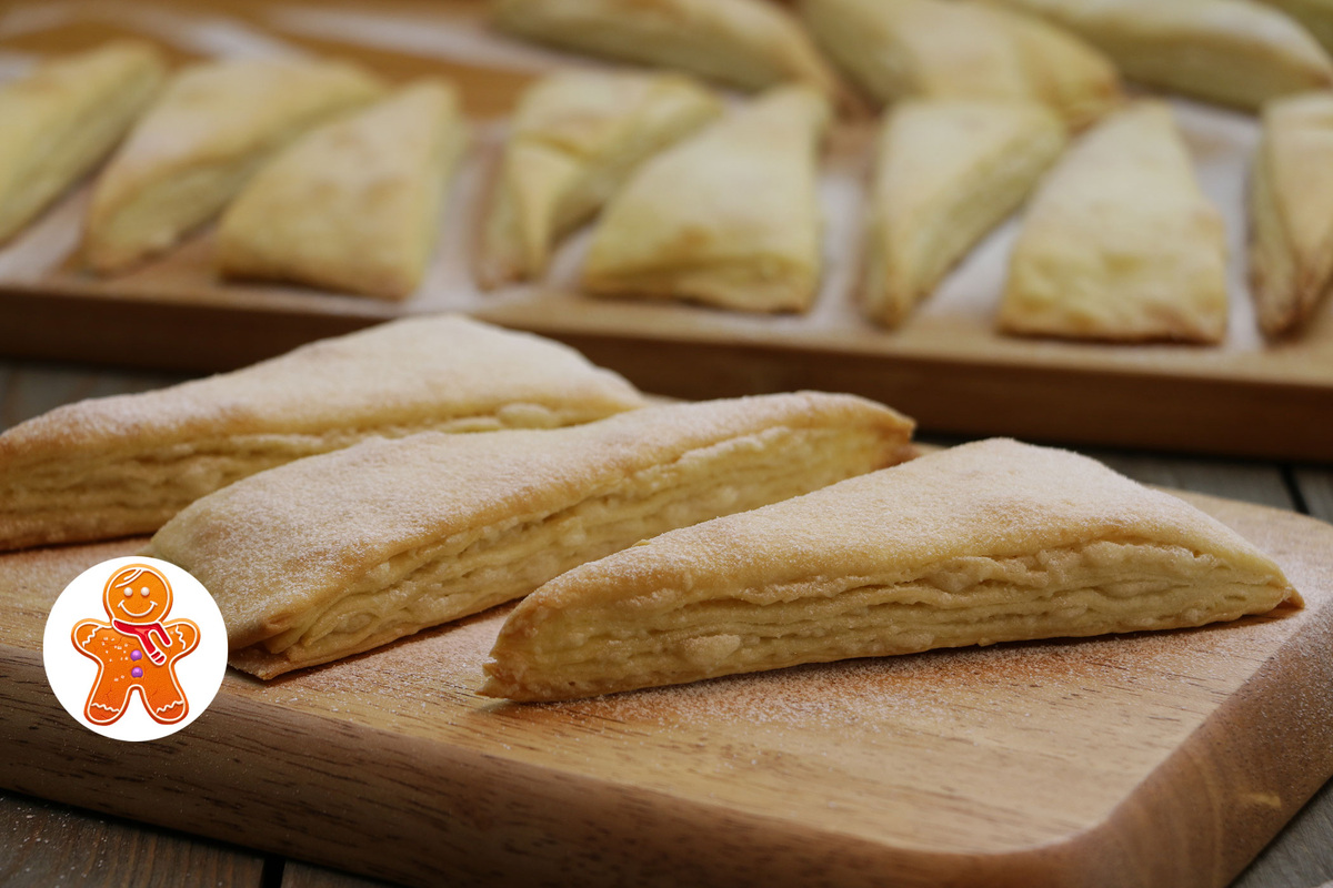 Слоенки на кефире: невероятно просто и быстро