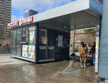 Весенняя уборка на остановках