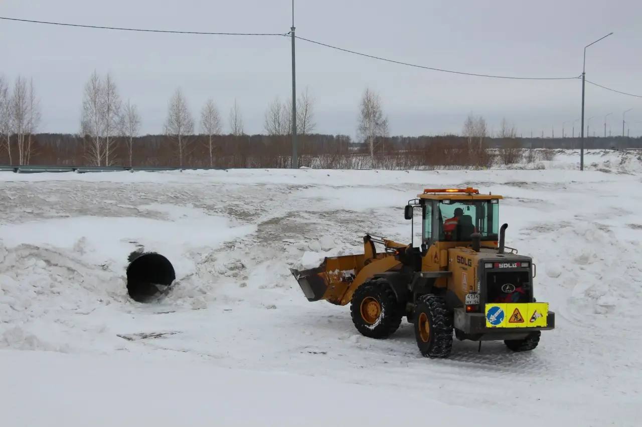 Андрей Травников: Сегодня одна из главных задач – начать полноценный дорожный ремонт Андрей Травников: Сегодня одна из главных задач – начать полноценный дорожный ремонт