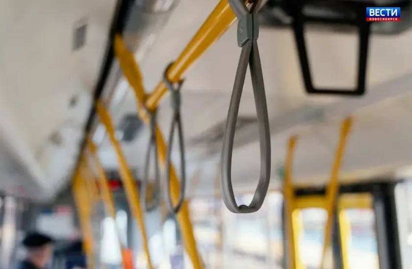 Пасхальная ночь. В Новосибирске усилят работу общественного транспорта к пасхальному богослужению