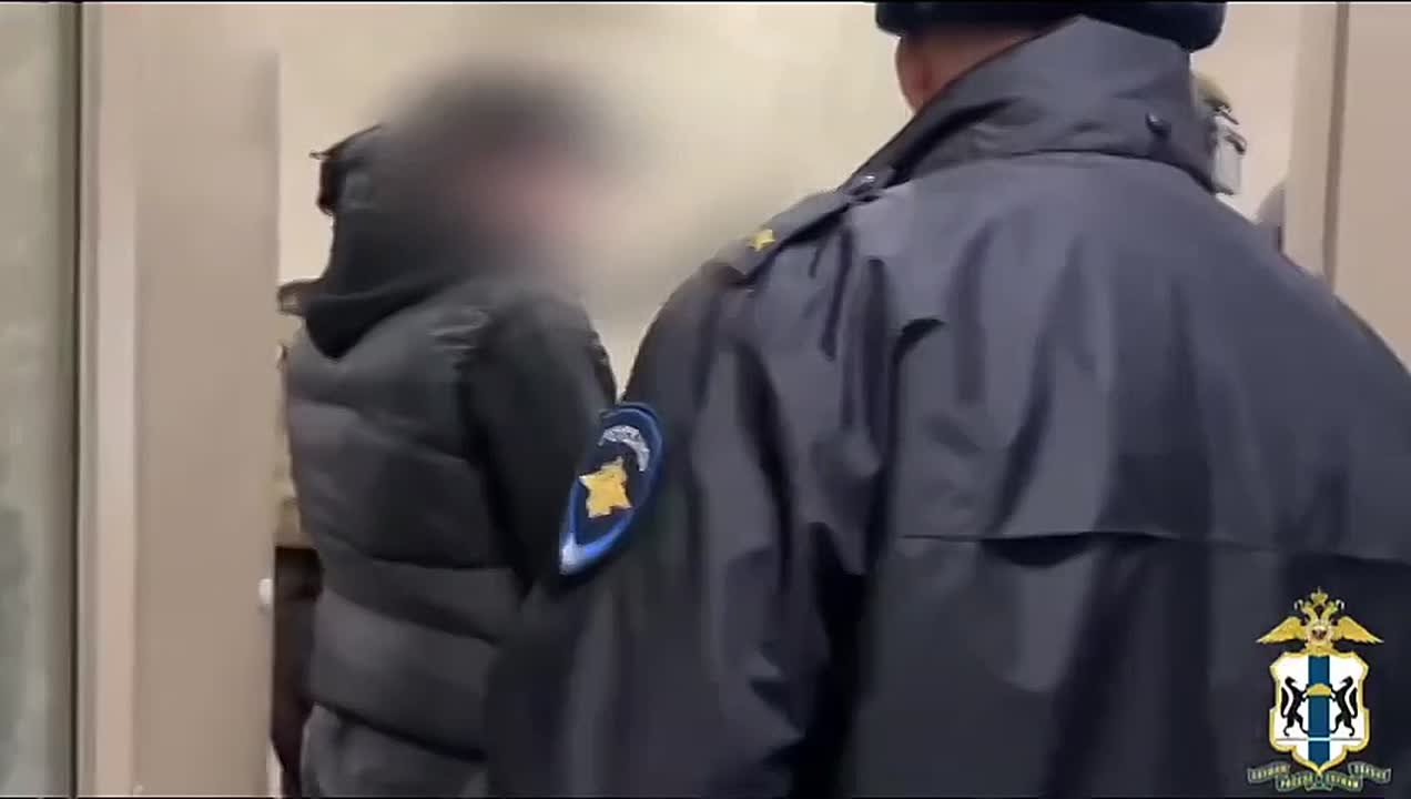 В Новосибирске при содействии СОБР Росгвардии пресечено мошенничество под видом оказания юридических услуг