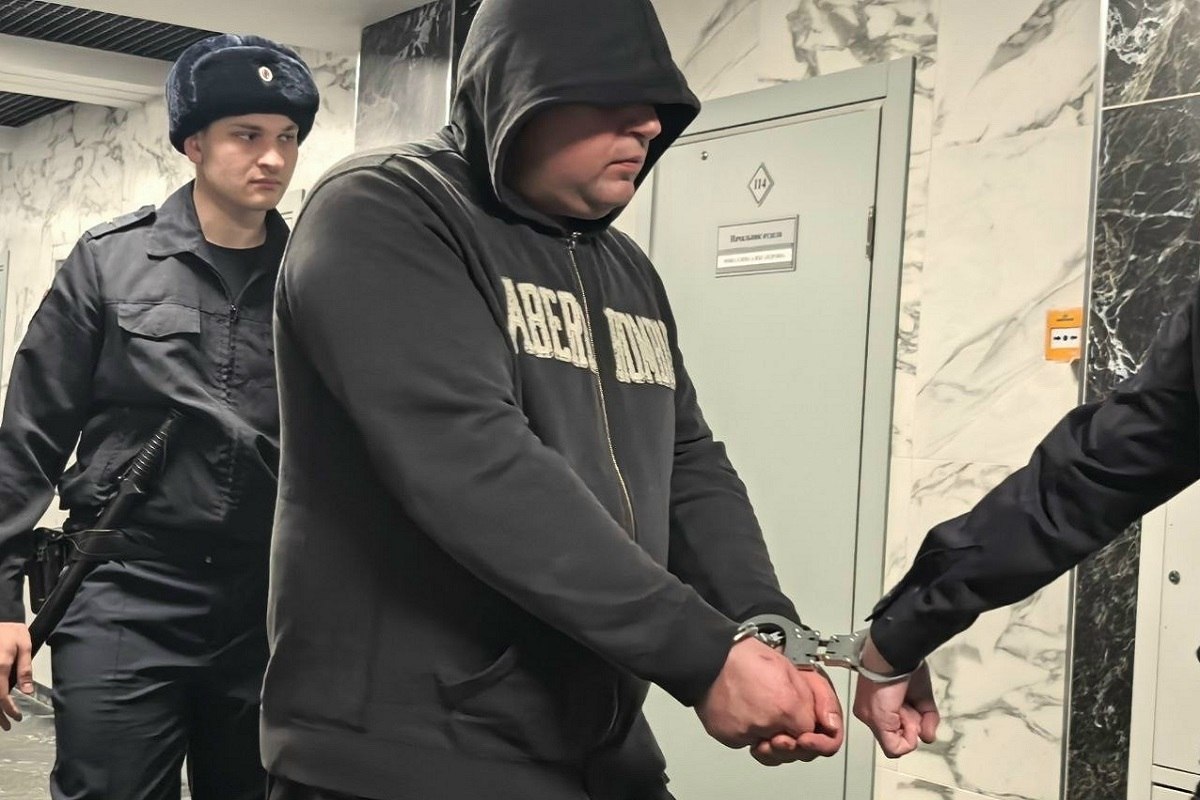 «Я не успел»: в Новосибирске суд рассмотрит дело водителя «Мерседеса», обвиненного в смерти шести человек