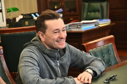 Народный артист Сергей Безруков представил в Новосибирске возможности масштабного детского фестиваля