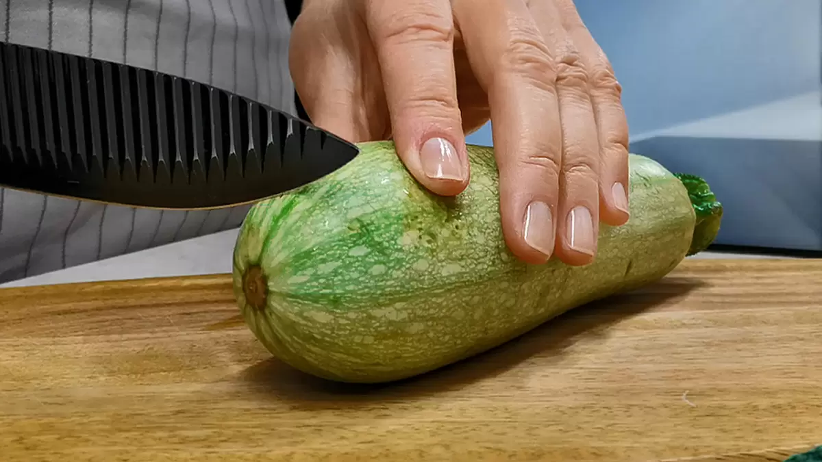 Летние наслаждения: Простой и вкусный рецепт кабачков, который не надоест