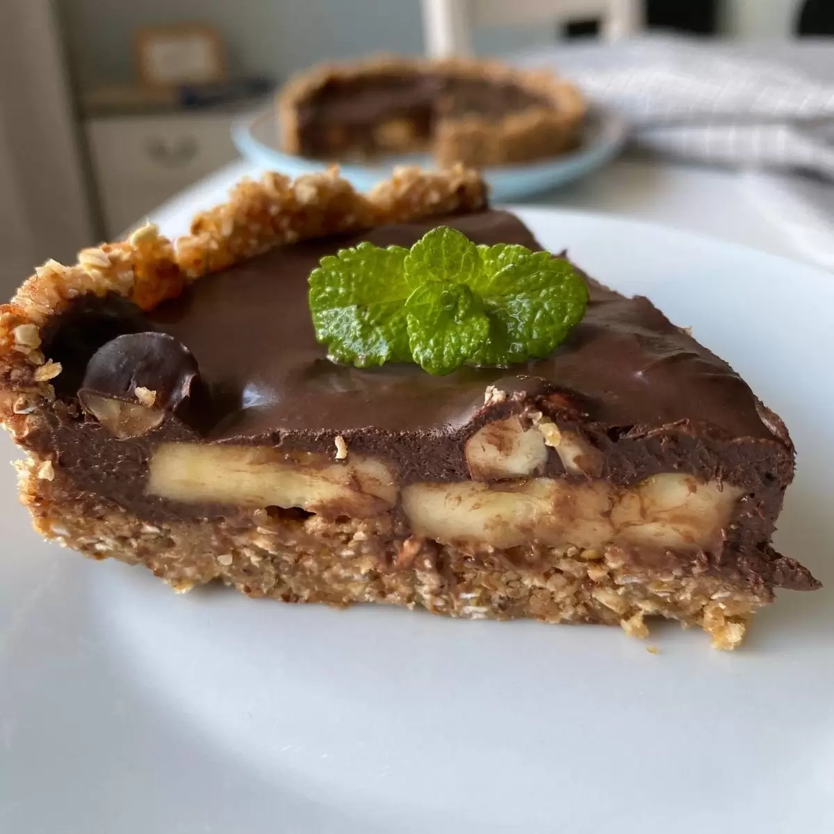 Шоколадный пирог без выпечки: удивительное лакомство для вашей вечеринки