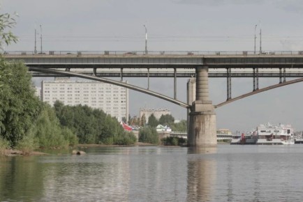 Ремонт Октябрьского моста в Новосибирске планируют завершить в 2027-2030 годах