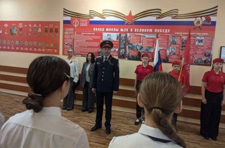 И.о. руководителя следственного управления СК России по Новосибирской области принял присягу у учащихся профильного кадетского класса