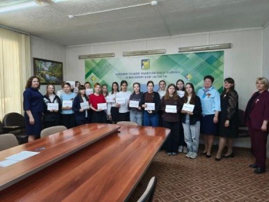 Старшеклассники посетили ТИК Кыштовского района