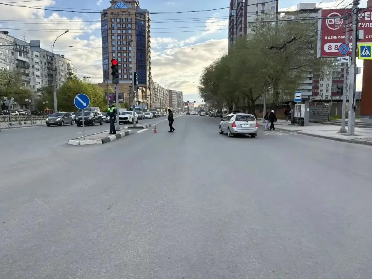 На пешеходном переходе в Новосибирске сбили 9-летнюю девочку