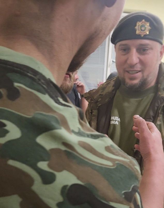 СУДЖАНСКИЙ ЦВЕТОК. По артерии к сердцу врага СУДЖАНСКИЙ ЦВЕТОК. По артерии к сердцу врага