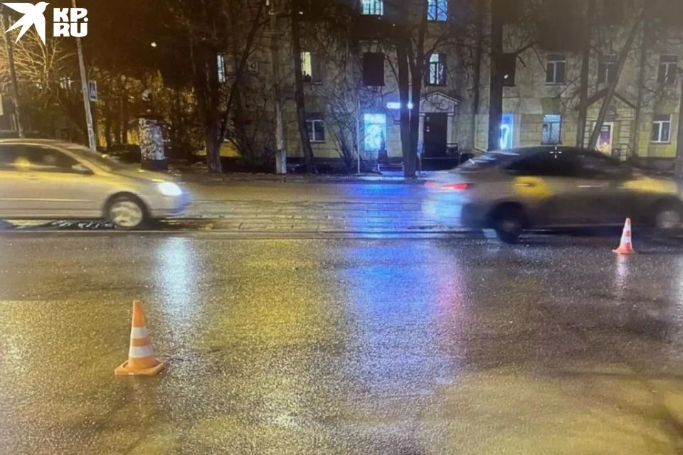 «Его отбросило на проезжую часть под колеса»: в Новосибирске судят пенсионера за смерть сбитого им пешехода «Его отбросило на проезжую часть под колеса»: в Новосибирске судят пенсионера за смерть сбитого им пешехода