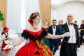 Жительница Новосибирска более 20 лет организует балы в стиле XIX века