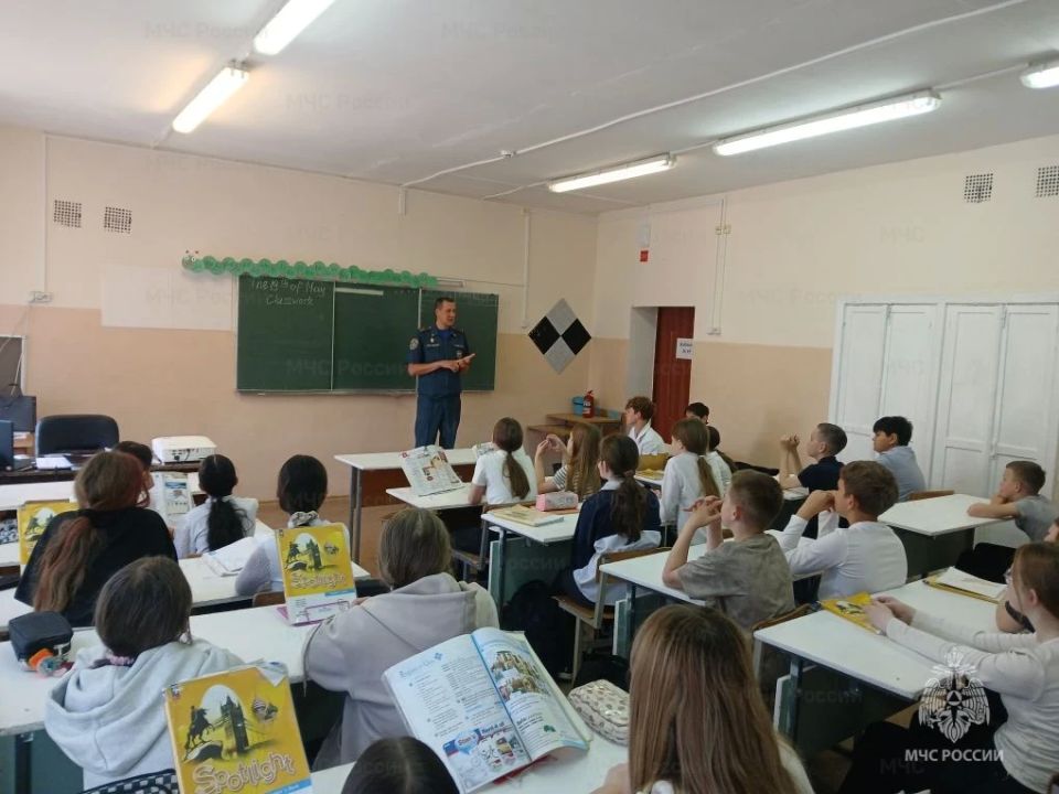 В Похвистнево детям перед каникулами напомнили о безопасности В Похвистнево детям перед каникулами напомнили о безопасности