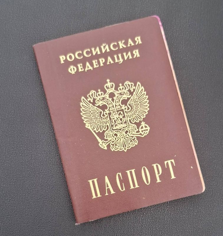 Такой гость. Как в горле кость: Такой гость. Как в горле кость: