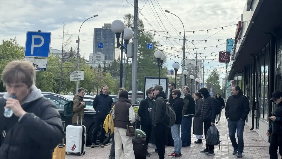 Сегодня театр Афанасьева отправился на международный фестиваль «Мелиховская весна» — старейший в России смотр, посвящённый спектаклям по произведениям Чехова или о Чехове Сегодня театр Афанасьева отправился на международный фестиваль «Мелиховская весна» — старейший в России смотр, посвящённый спектаклям по произведениям Чехова или о Чехове