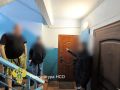 Такой гость. Как в горле кость: