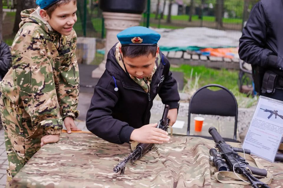 В парке «Березовая роще» впервые провели «Зарницу» В парке «Березовая роще» впервые провели «Зарницу»