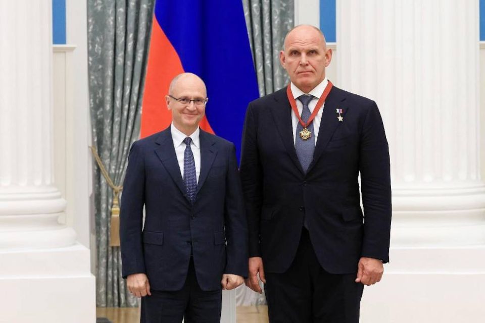 Александру Карелину вручен орден «За заслуги перед Отечеством» III степени