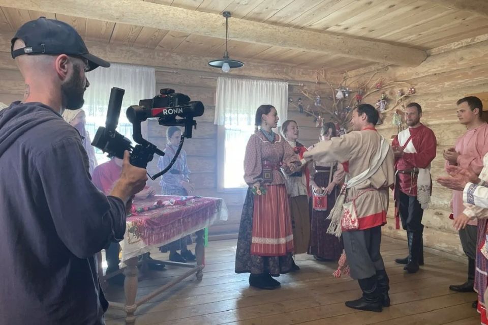 Фильм о кандерепской кадрили начали снимать под Новосибирском Фильм о кандерепской кадрили начали снимать под Новосибирском