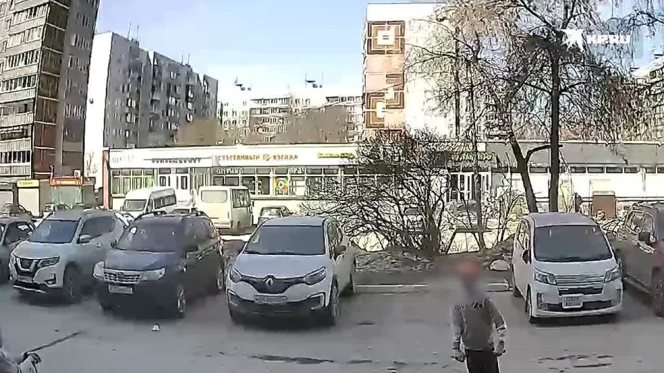 Мальчик ударил по голове самокатом бабушку в новосибирском Академгородке
