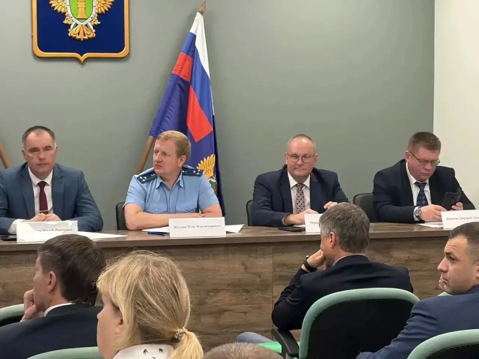 В прокуратуре города Новосибирска подведены итоги прошедшего отопительного сезона 2025-2026 гг. и обсуждены мероприятия по подготовке к предстоящему зимнему периоду В прокуратуре города Новосибирска подведены итоги прошедшего отопительного сезона 2025-2026 гг. и обсуждены мероприятия по подготовке к предстоящему зимнему периоду
