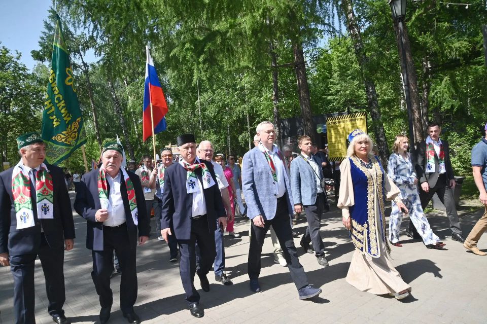 Тысячи новосибирцев приняли участие в Межрегиональном празднике «Сибирский Сабантуй – 2026» Тысячи новосибирцев приняли участие в Межрегиональном празднике «Сибирский Сабантуй – 2026»