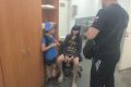 В Новосибирске бойцы ГБР задержали женщину, которая использовала 8-летнего сына как инструмент для краж