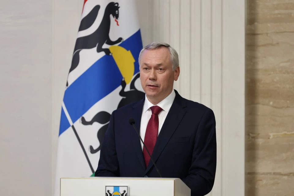 Ко Дню медика новосибирским врачам вручили награды Ко Дню медика новосибирским врачам вручили награды