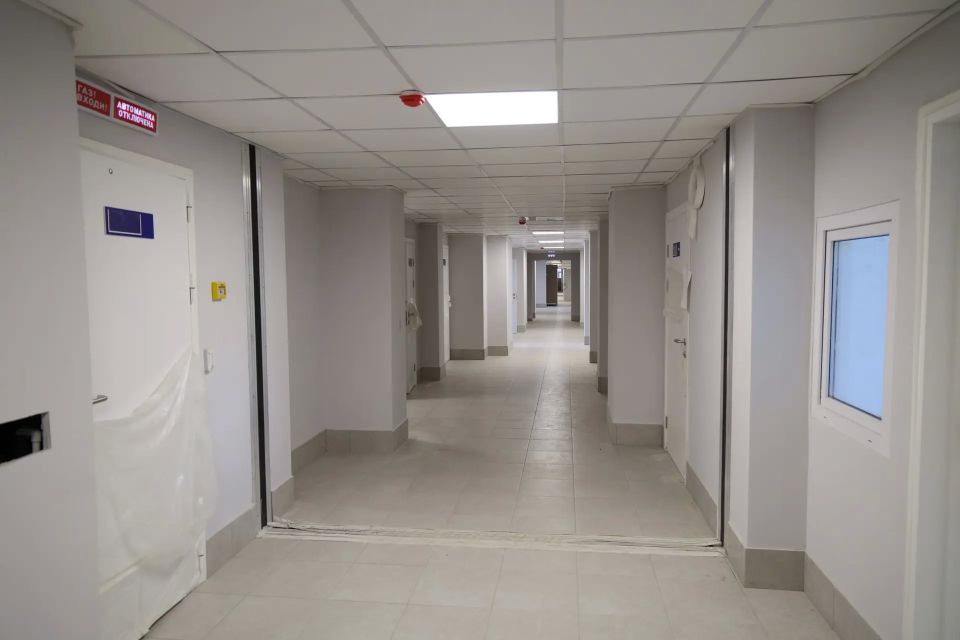 Строительство новой поликлиники для 60 тысяч жителей Кировского района Новосибирска вышло на финишную прямую Строительство новой поликлиники для 60 тысяч жителей Кировского района Новосибирска вышло на финишную прямую