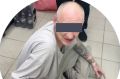 Пьянчуга осушил бутылку водки, пока ждал, когда его повяжут за попытку украсть бутылку пива из новосибирского магазина