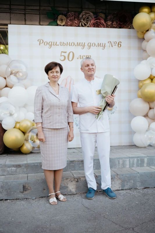 Новосибирские медики принимают поздравления накануне профессионального праздника Новосибирские медики принимают поздравления накануне профессионального праздника