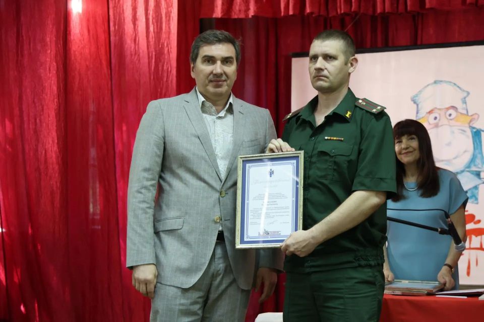 Новосибирские медики принимают поздравления накануне профессионального праздника Новосибирские медики принимают поздравления накануне профессионального праздника