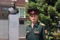 В Новосибирске курсант пятого курса Новосибирского военного ордена Жукова института Росгвардии сержант Сержик Х. оказал первую помощь мотоциклисту, получившему серьёзную травму ноги и сильное кровотечение в результате...