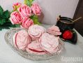 Вдохновляющий кулинарный эксперимент: как приготовить клубничный кето-зефир с домашним джемом
