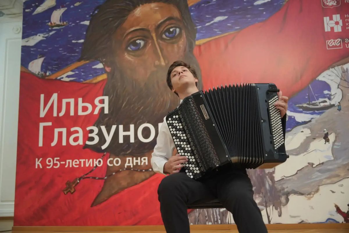 В Новосибирском государственном художественном музее открылась выставка «Илья Глазунов В Новосибирском государственном художественном музее открылась выставка «Илья Глазунов