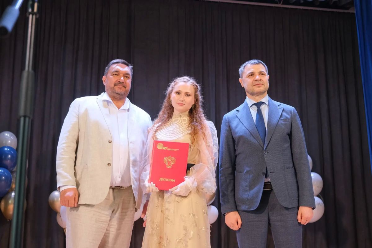 Юбилейный выпуск состоялся на педиатрическом факультете НГМУ Юбилейный выпуск состоялся на педиатрическом факультете НГМУ