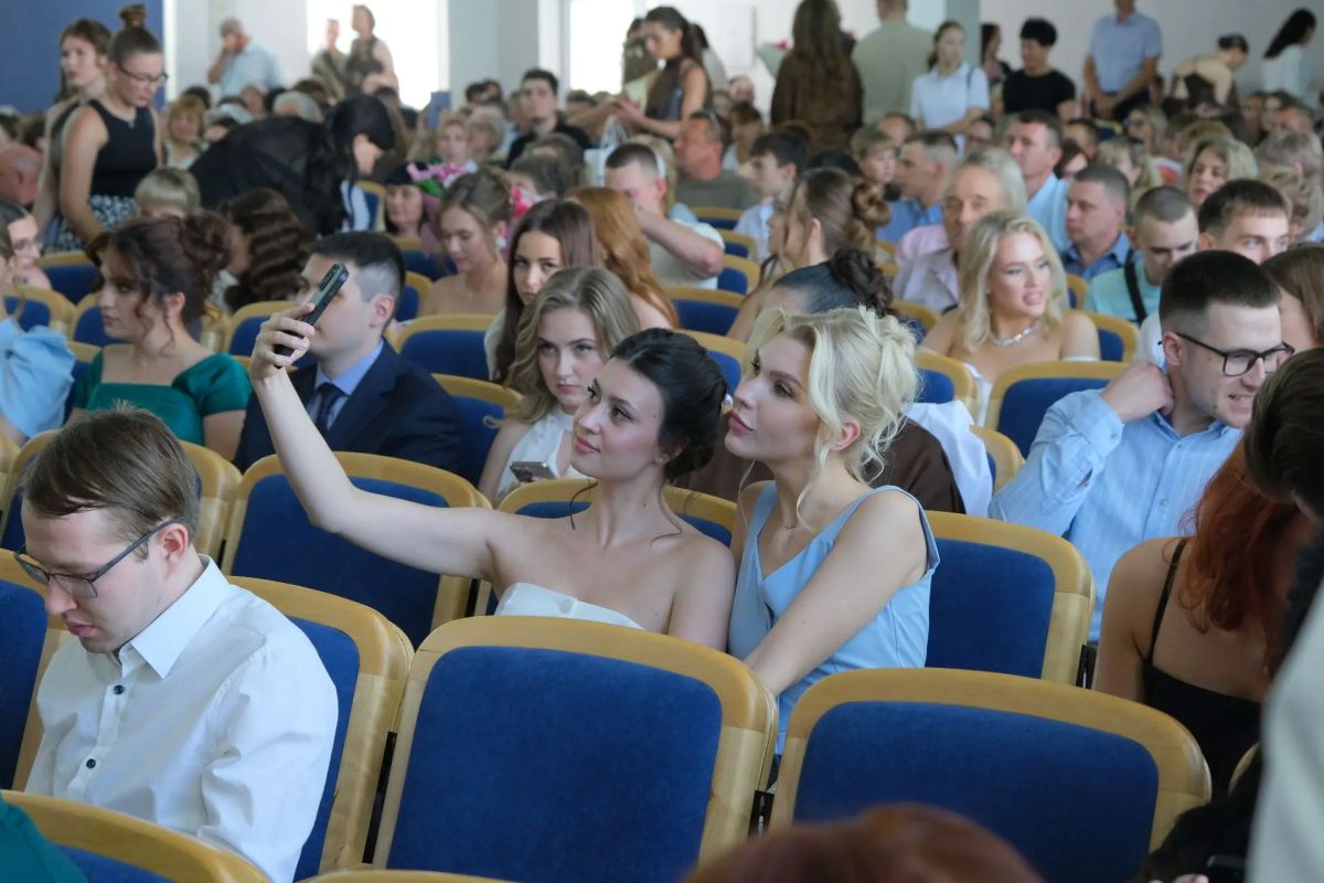 Юбилейный выпуск состоялся на педиатрическом факультете НГМУ Юбилейный выпуск состоялся на педиатрическом факультете НГМУ