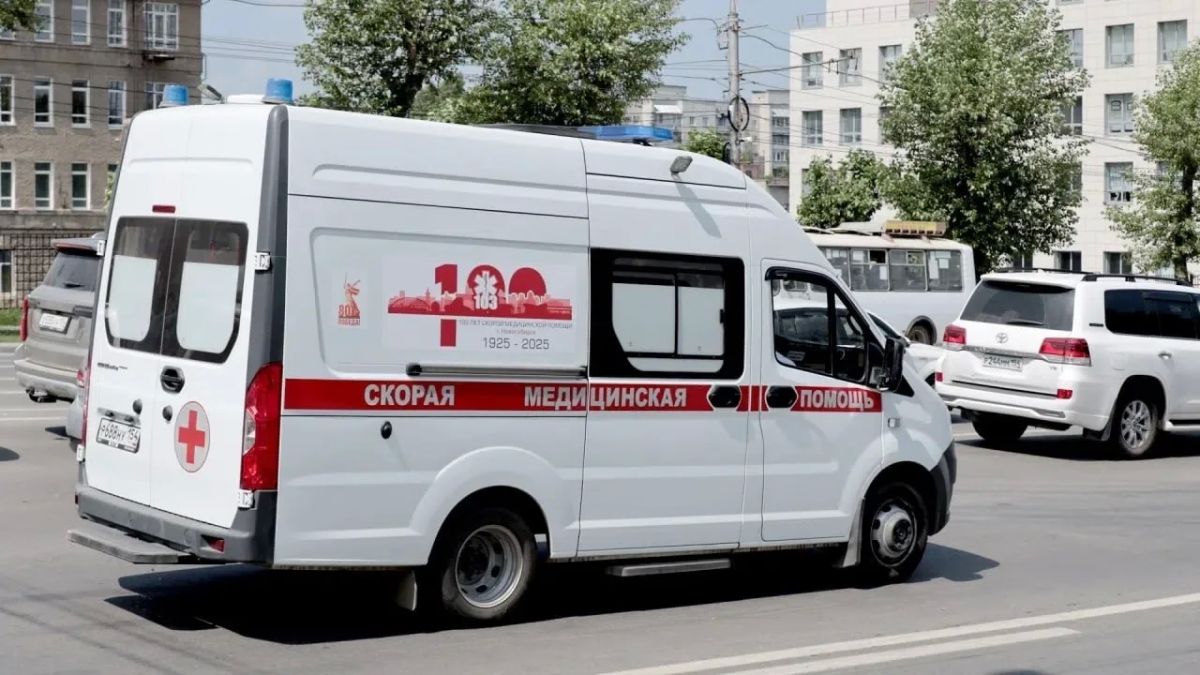 Пациент избил врача скорой и медсестру в Новосибирске
