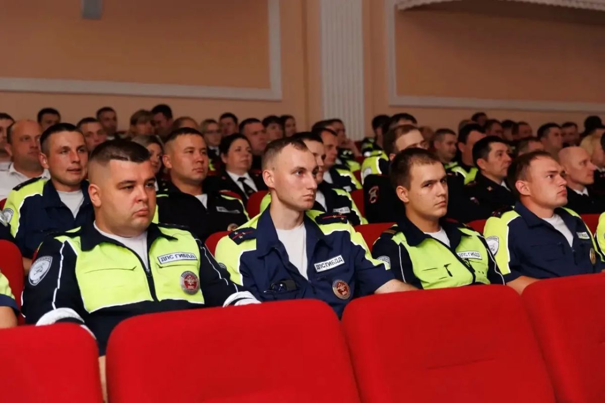 В Новосибирске прошло торжественное мероприятие, посвященное 90-летию Госавтоинспекции МВД России В Новосибирске прошло торжественное мероприятие, посвященное 90-летию Госавтоинспекции МВД России
